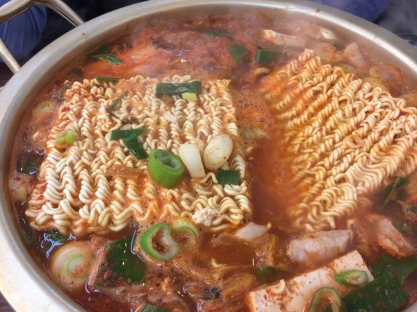 *직장인들이 가장 선호하는 김치찌개