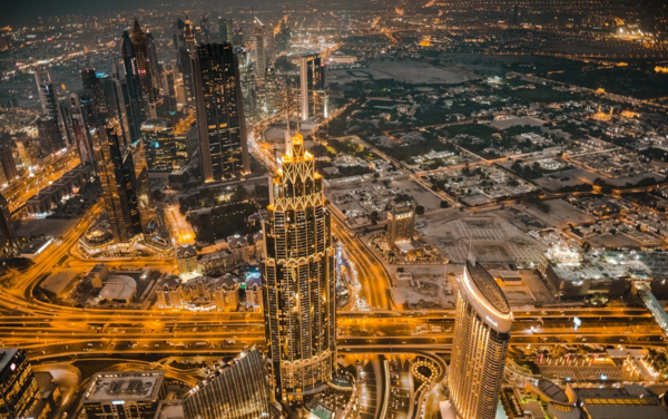  * 두바이 야경. 사진=픽사베이