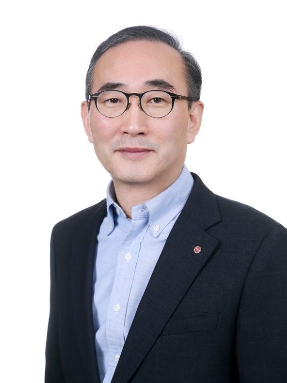 KT가 30일 임시주주총회를 열고 김영섭 신임 대표이사를 선임했다. 사진은 LGCNS 대표시절 김영섭 대표.