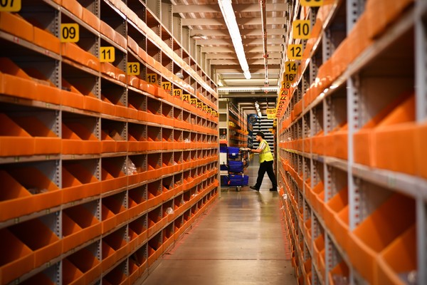 미국 캘리포니아주 온타리오에 위치한 현대모비스 물류센터. 현대모비스는 국내 제조업 최초로 '설계안전성검토(DFS·Design for Safety)’ 시스템을 구축해 국내외 공장과 물류센터, 연구소에 이르기까지 설계안전표준을 준용하고 있다.