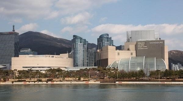  * 부산센텀시티에 있는 신세계 면세점 전경.