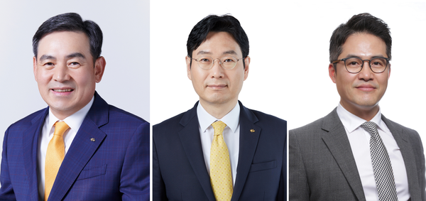 왼쪽부터 연임에 성공한 3인방 김성현 KB증권 IB부문 대표, 이창권 KB국민카드 대표, 김종필 KB인베스트먼트 대표. [출처: KB금융]