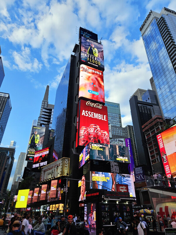 타임스퀘어 전경 (사진제공. 반도건설)