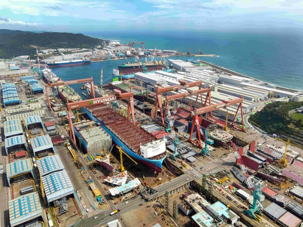 HD현대중공업 야드 전경