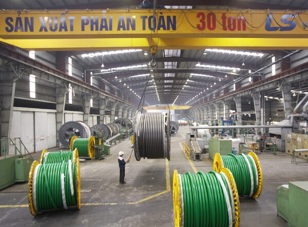 LS에코에너지 베트남 생산법인 LS-VINA 내부 시설 모습