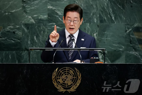 이재명 대통령이 23일(현지시간) 미국 뉴욕 유엔 본부에서 열린 제80차 유엔 총회에서 기조연설을하고 있다. ⓒ 로이터=뉴스1