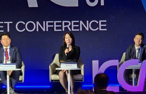 KB자산운용 노아름 ETF사업본부 본부장(중앙). 사진=이태윤 기자