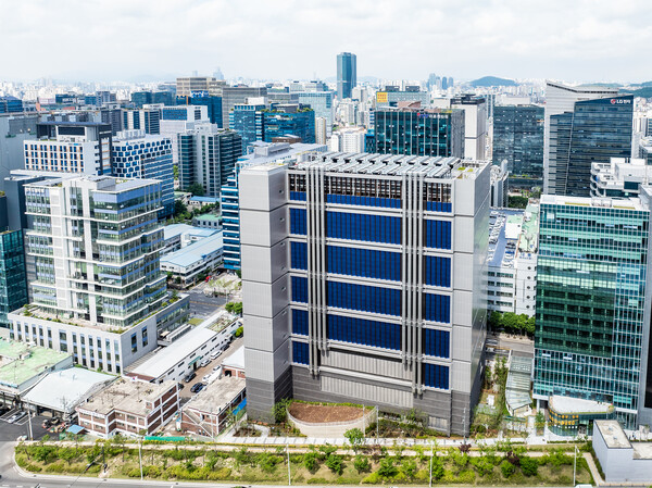 가산 AI 데이터센터 후면 사진. (사진제공=DL건설)